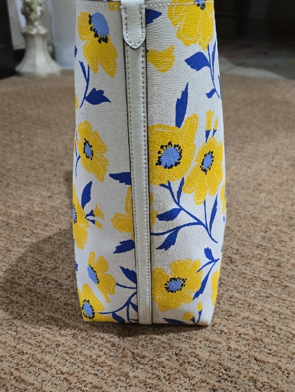 NWOT-Kate Spade Bleeker Sunshine Tote with Blue Pouch - Picture 6 of 14